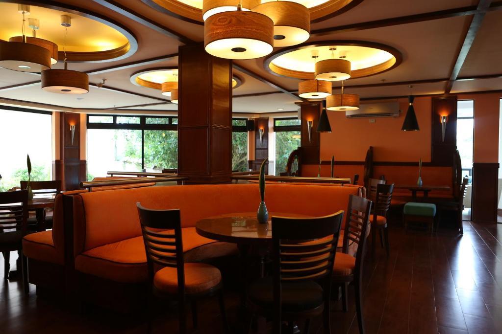 Hampstead Boutique Hotel Boracay Balabag  Buitenkant foto